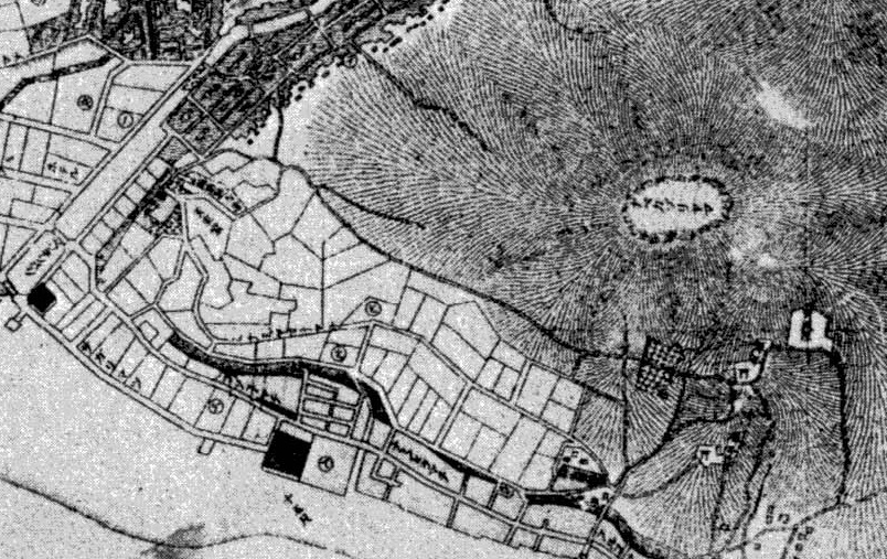 ナベカブリヤマ